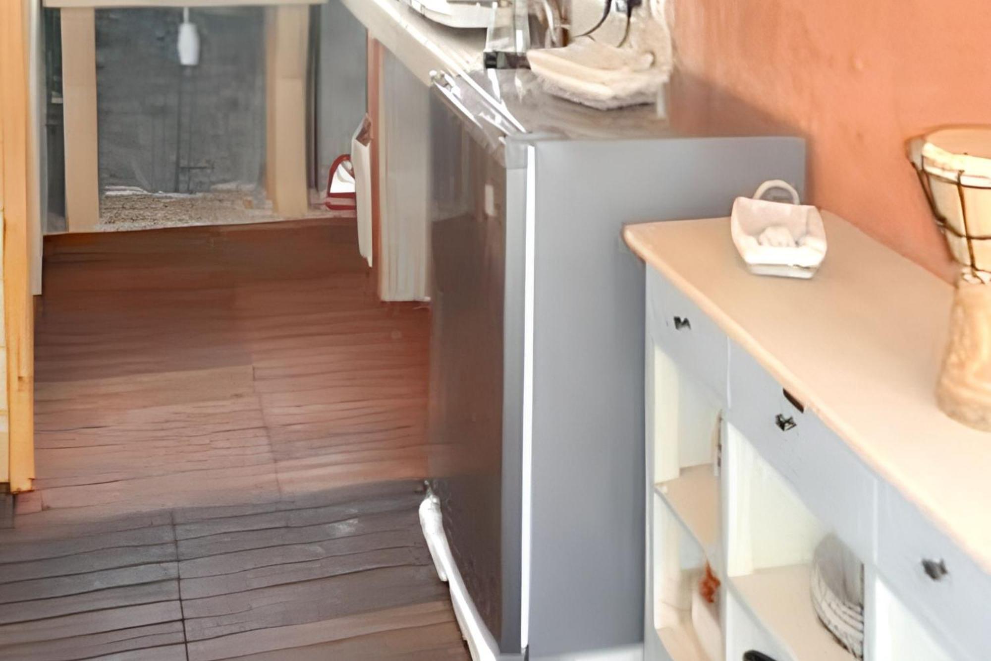 Bungalow d'une chambre avec vue sur la mer jardin clos et wifi a Saint Leu a 2 km de la plage Extérieur photo